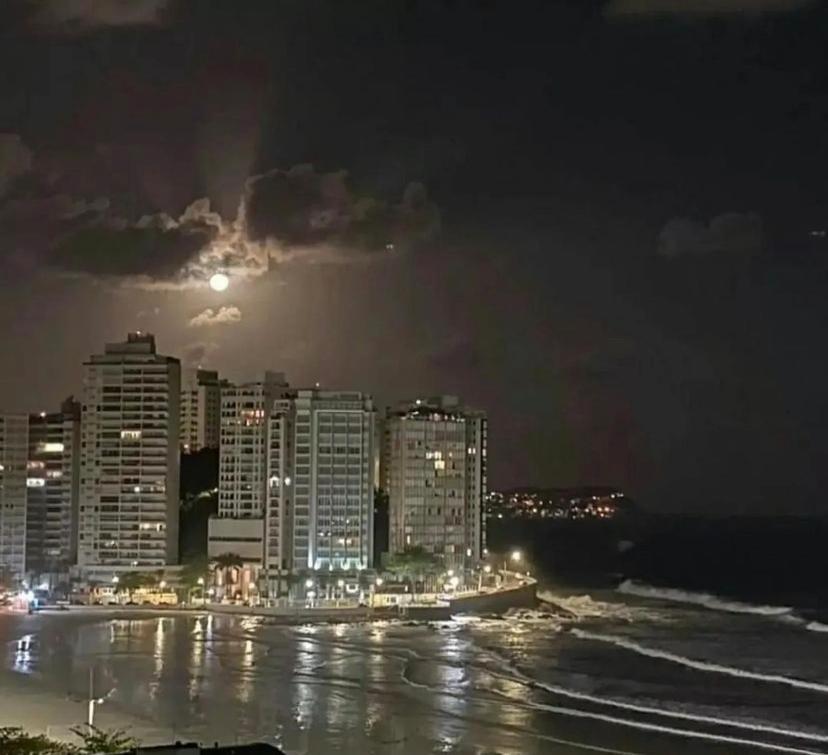 NOVO Capitânia Varam 2, dois dormitórios, piscina, churrasqueira, duas vagas de garagem Guarujá Extérieur photo